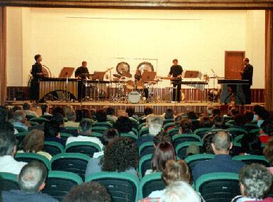 Re Percussio 2.jpg (32716 byte)